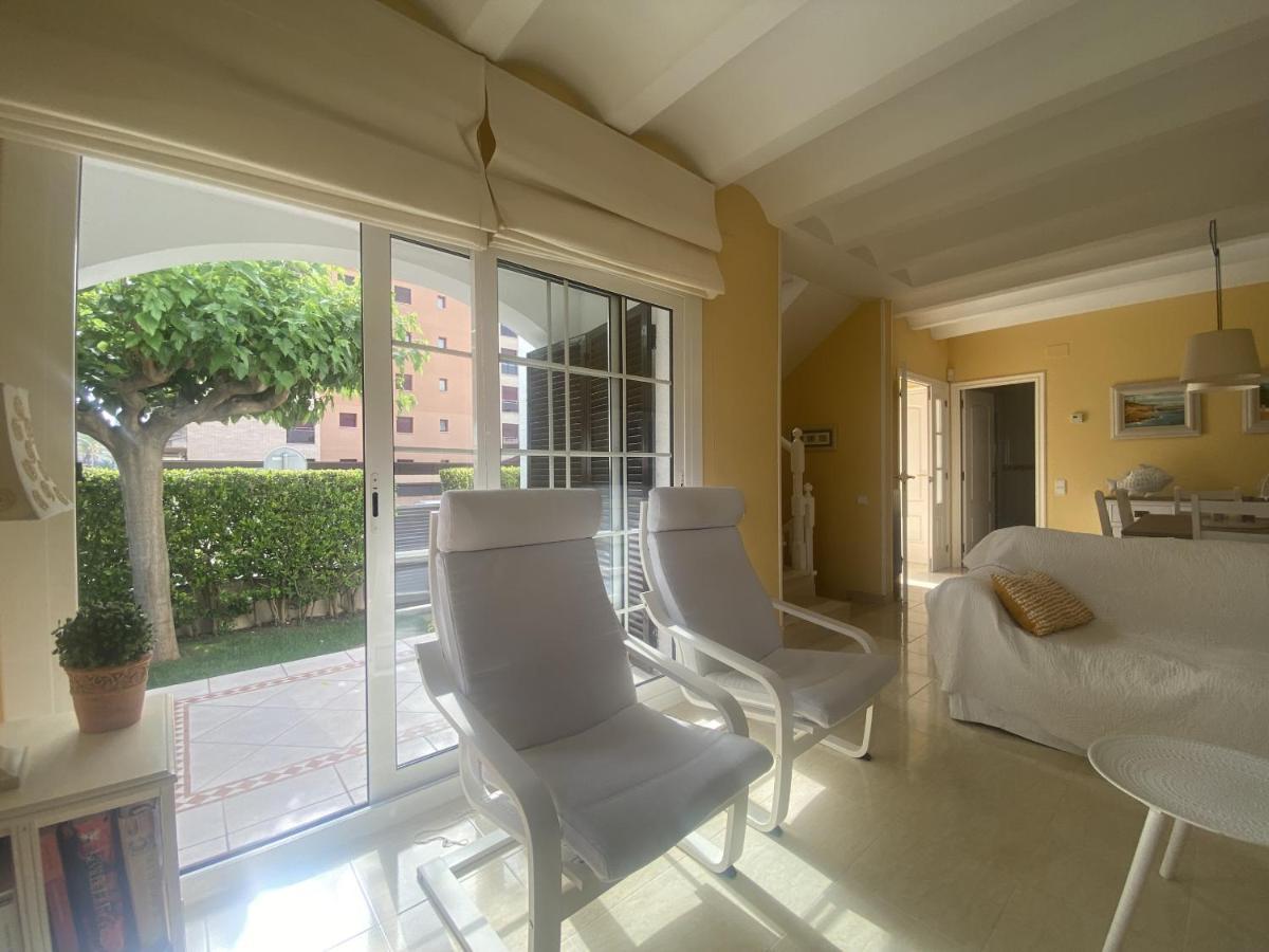 R17 Casa Merce Rodoreda กาลาเฟลล์ ภายนอก รูปภาพ